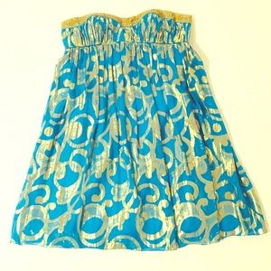 Woman’s strapless dress